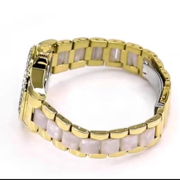 Invicta Disney Limited Edition Mickey Mouse 38mm - Picture 5 of 8